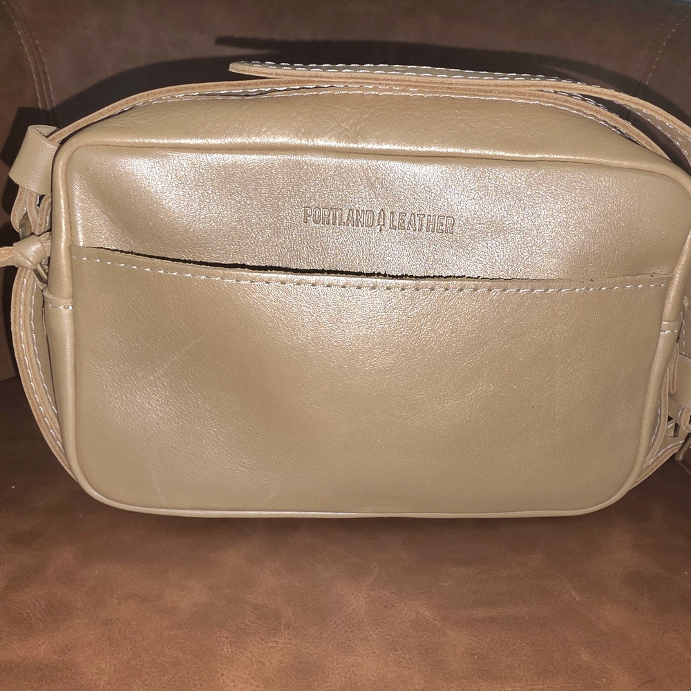 Portland Leather Women's Cream Belt Bag